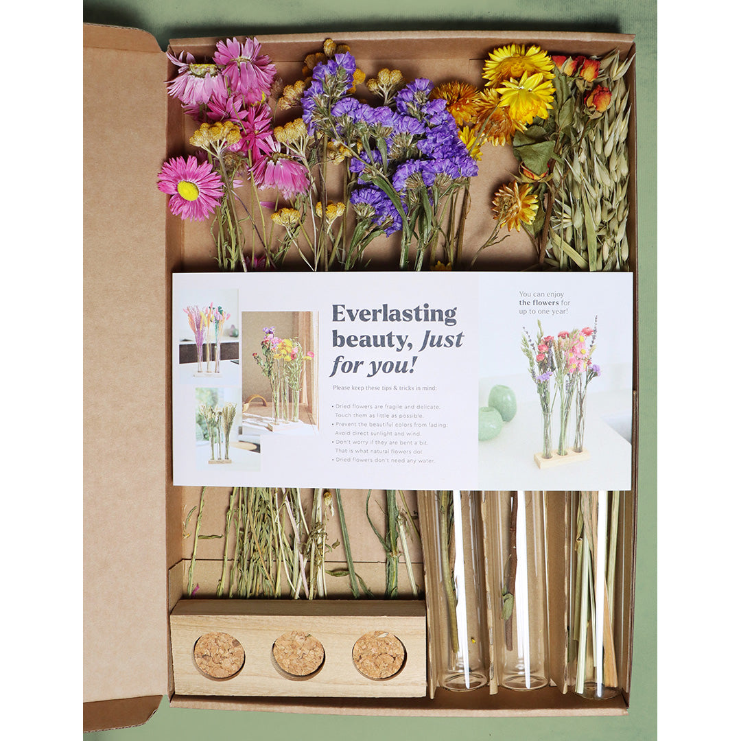 Vivefield dried flower arrangement by Dried Blooms, posted UK-wide from The Petal Boutique