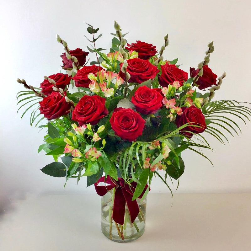 Rhianon Luxury Peach Velvet Dozen Long Stem Roses hand-made by The Petal Boutique florists, available for Winchester delivery