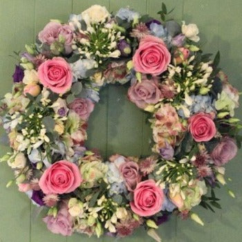 Longstock Vintage Style Funeral Flowers - Joannes Florist Winchester Delivery